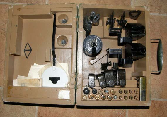 Внутри командирского ящика КЯ-51 образца 1951 года Внутри командирского ящика КЯ-51 образца 1951 года